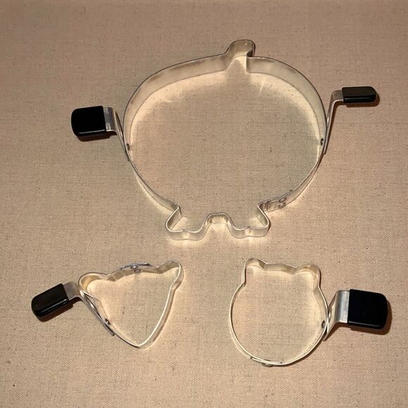 Set of 3 Halloween pastry/ cookie/ pancake cutters - Picture 1 of 5